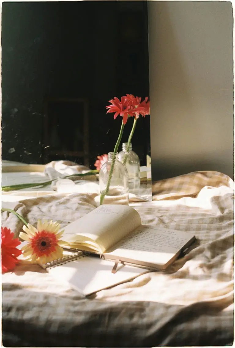 Romanticize Your Mornings: A Routine That Feels Like a Love Letter to Yourself