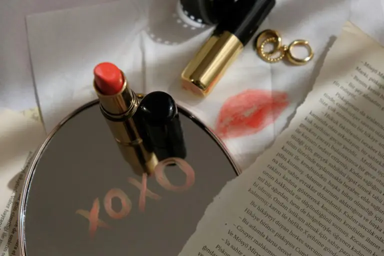 Flawless, But Still You: A Soft Guide to Everyday Makeup