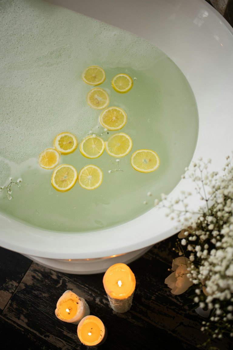 Skin Cycling: The Ritual of Giving Your Skin Time to Rest