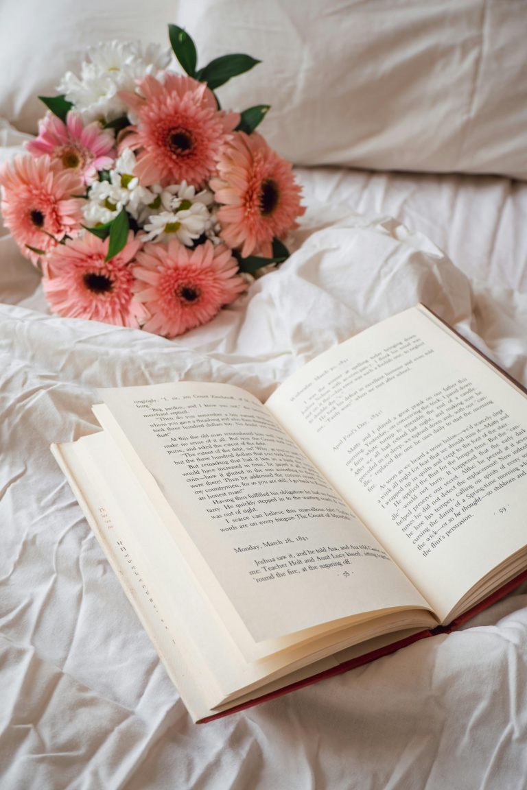 Clean Girl Morning Routine — Keep It Simple, Keep It Glowing