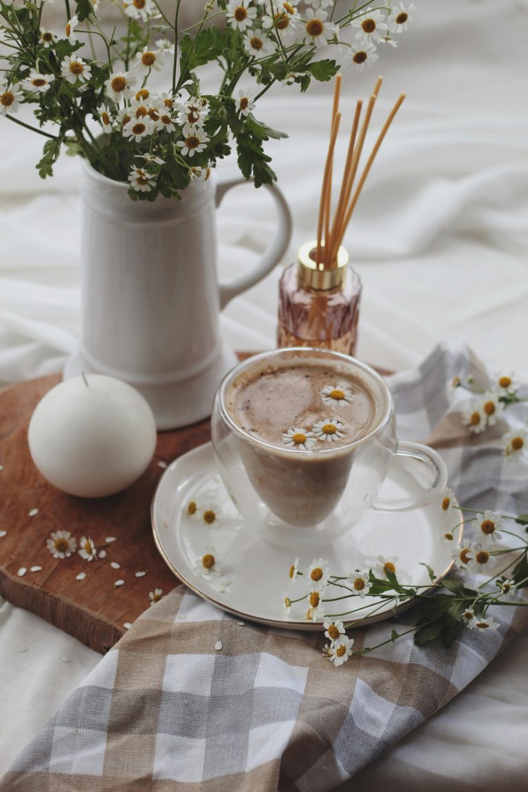 Soft Girl Mornings: A Romantic Routine for Calm, Clarity, and Glow