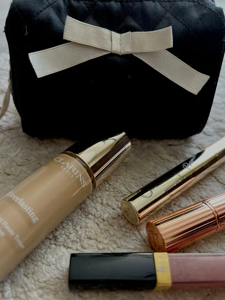 All Day, No Cracks: How to Make Your Makeup Last