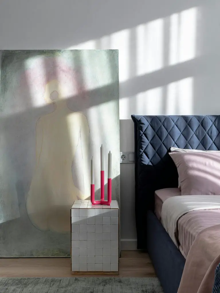 A Girl and Her Room: Waking Up Where Softness Lives