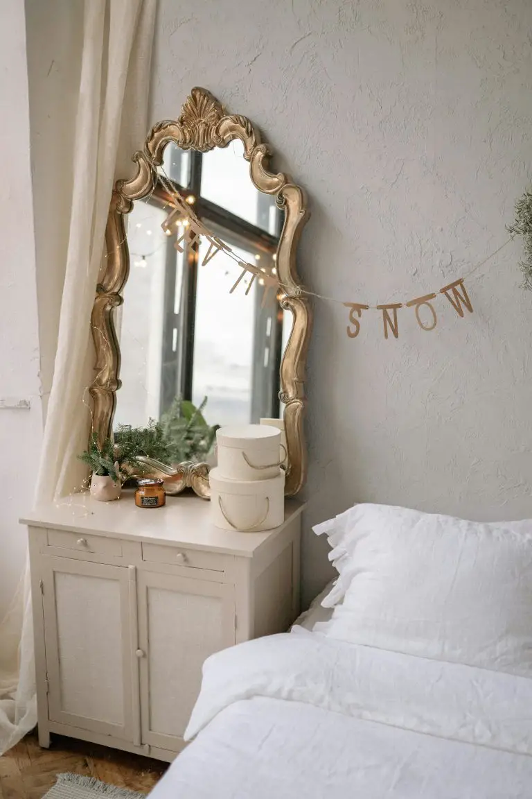 The Perfect Spring Room: Light, Airy, and Full of Bloom