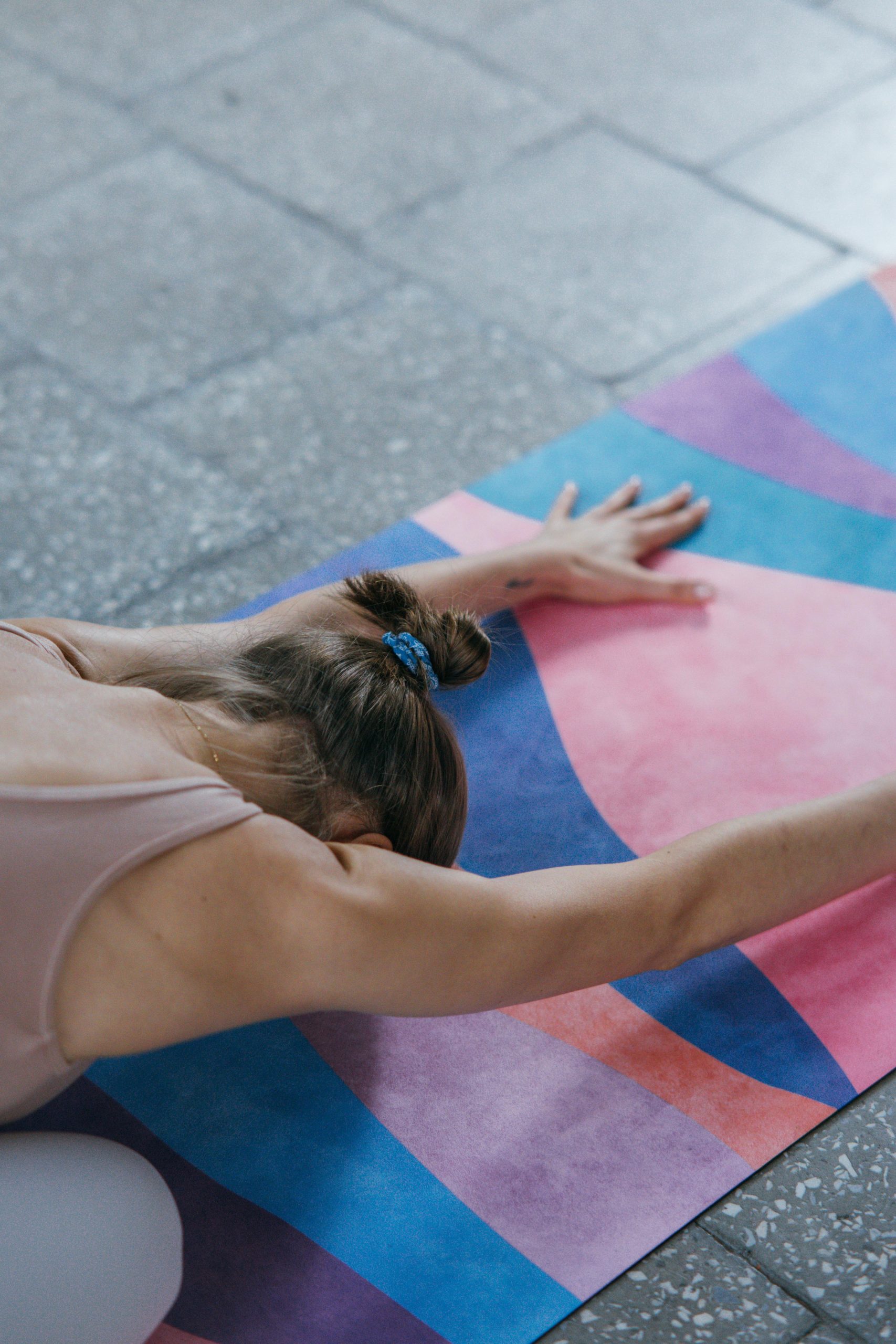 A Gentle 10-Minute Morning Pilates Routine to Start Your Day With Ease”