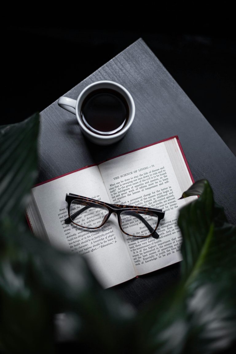 Study Pretty: How to Romanticize Studying and Actually Stay Focused