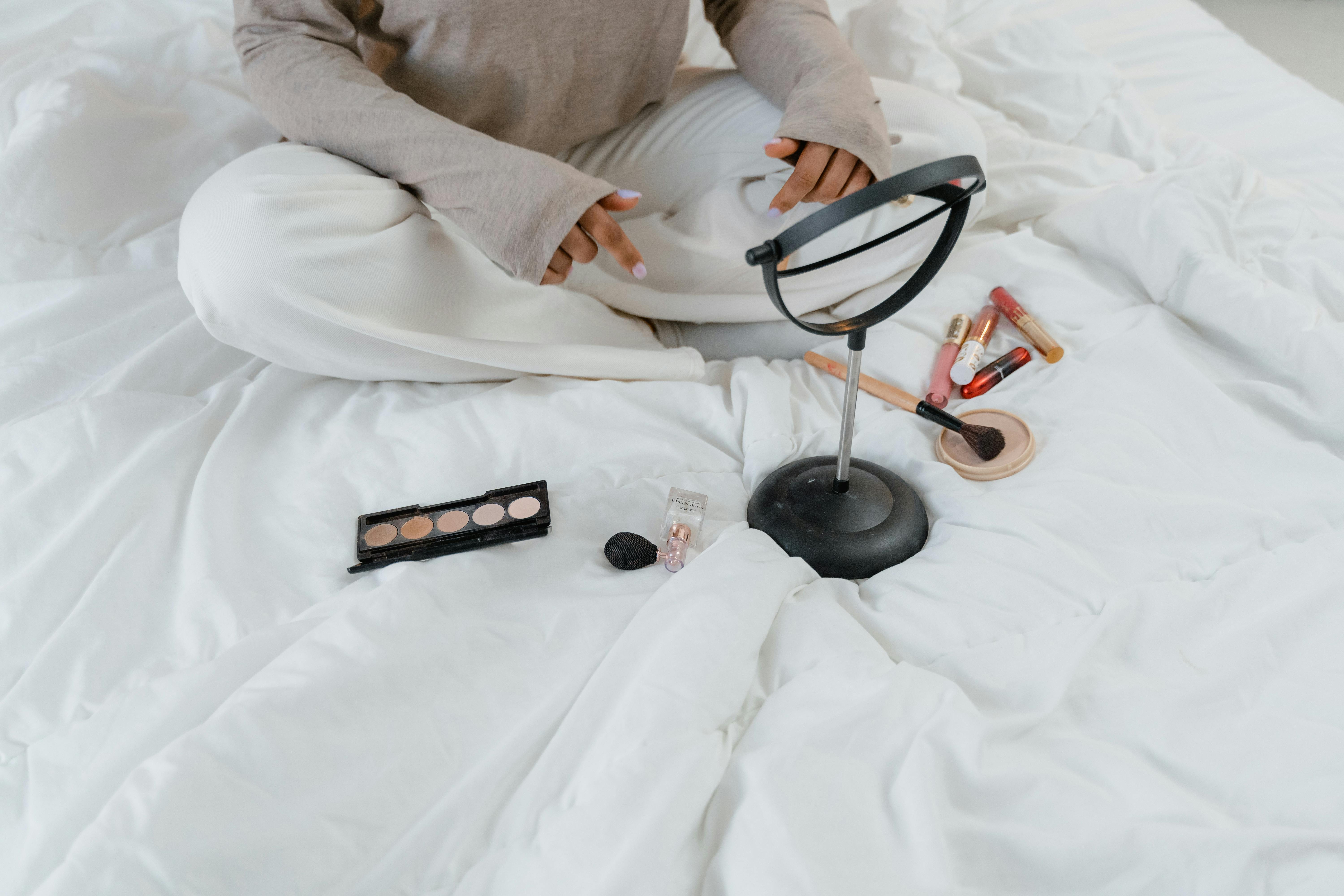 The Art of Layering: How to Build a Flawless Makeup Routine Step by Step